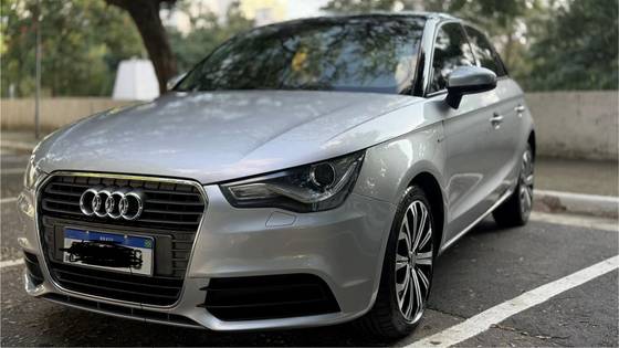 AUDI A1 1.4 TFSI SPORTBACK ATTRACTION 16V 122CV GASOLINA 4P S-TRONIC